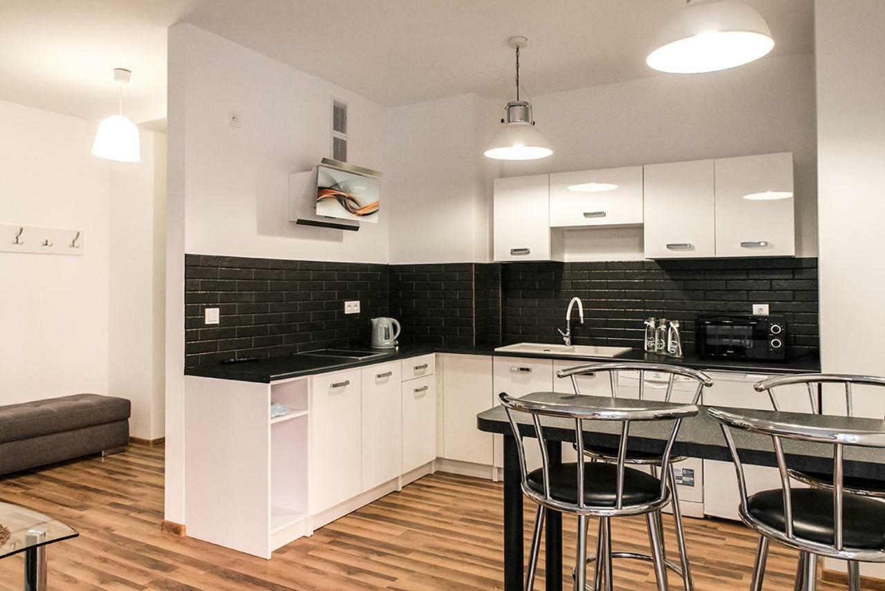 Апартаменты Apartament Na Wyspie Piasek Клодзко Экстерьер фото